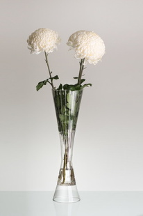 Skleněná vroubkovaná váza pro živé květy Retro