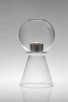 Svícen na čajovou svíčku - skleněný kužel s koulí