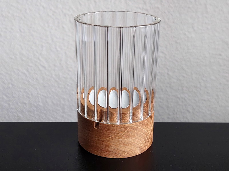 Svícen rýhovaný válec průměr 70 na dubové válcové podstavě