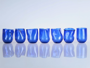 Modrá sklenička BLUE organického tvaru - sada 6ks výšky 95 mm