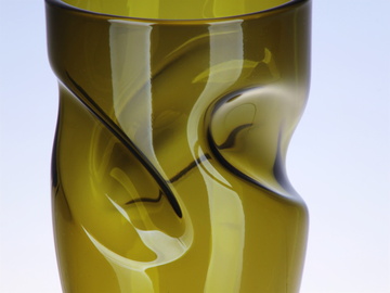 Cool sklenička z láhve od vína výšky 115 ± 5 mm - detail designu
