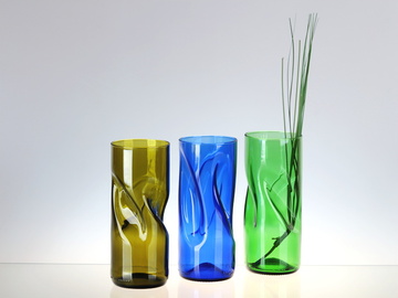 Cool váza z láhve od vína - sada 3 ks krásně doplní minimalistický interiér