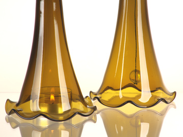 Svícen a zvonek z lahve od vína 2v1