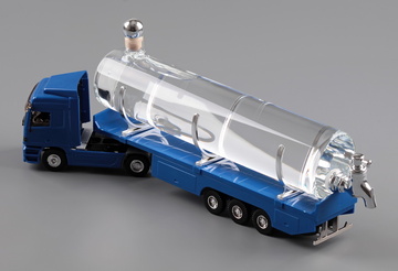 Truck Mercedes - plastové auto, cisterna 0,50 ltr. - modré