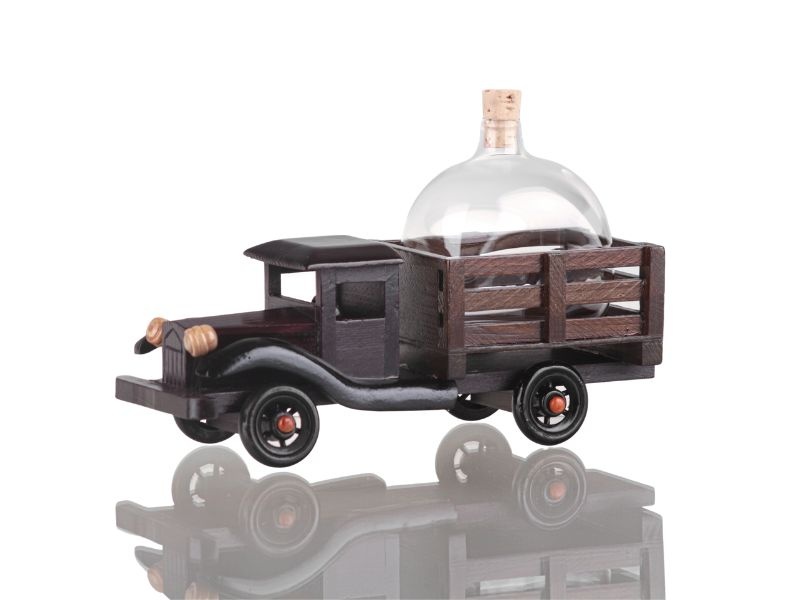 Dřevěné nákladní auto 
