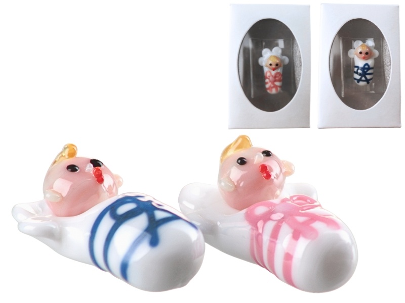 Figurka Novorozeně (památeční figurka)