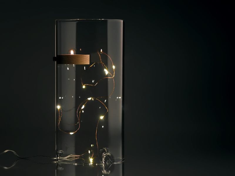 Levitující svícen FlyCandle - 1x dubový kalíšek pro svíčku + světelný řetěz