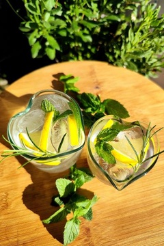 Sklenka Winelove - čirá (0,2l)