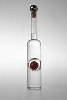 Láhev 0,35 ltr., basketbalový míč v lůžku