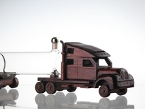 Truck - dřevěné auto, cisterna 0,50 ltr.