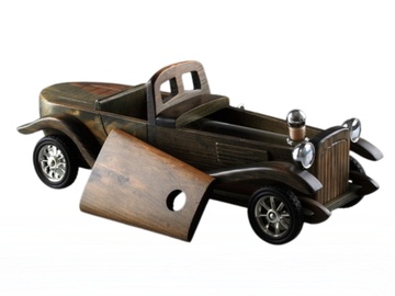 Oldcar2 - láhev pod kapotou